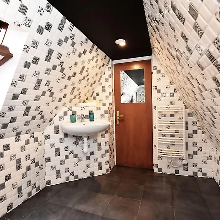 Hostel Dukes Aparthostel - Prywatne