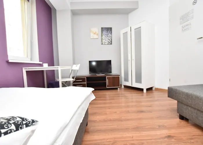 Dukes Aparthostel - Prywatne Hostel