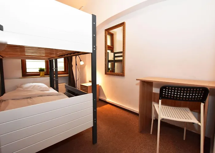 Dukes Aparthostel - Prywatne